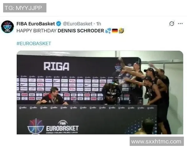 2010年欧洲预选赛德国队与土耳其队激战回顾与精彩瞬间分析