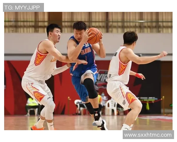 深圳领航者迎战山西队全力争胜展现篮球魅力与团队精神